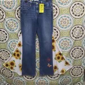 2075 Jeaniemade Size 8 Levi's 515 Bell-Bottoms